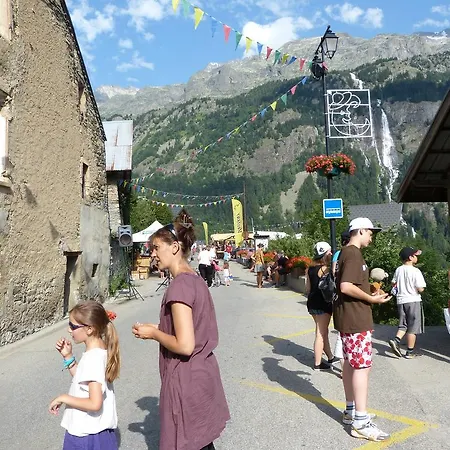 Apartament La Belledone A *